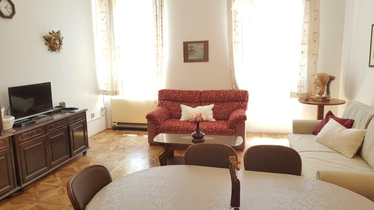 Centar Old Town, With Free Private Parking Apartament Pula